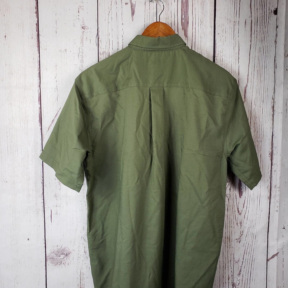 St Johns Bay Iron Free Button Down Shirt Mens Size Medium Short Sleeve Green - Picture 6 of 7